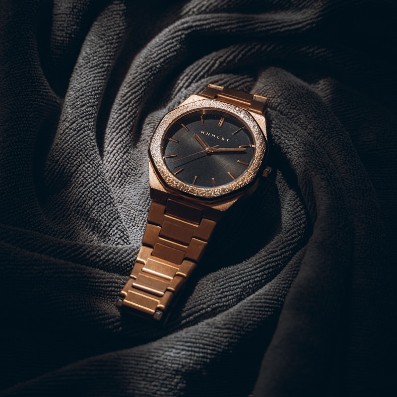 Reloj clasico en oro rosa